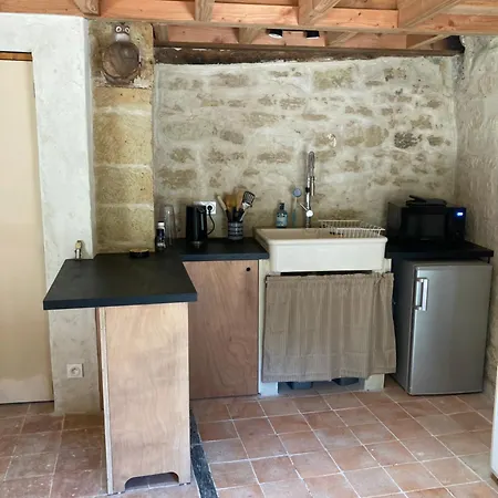 Maison Troglodyte La Hulotte - Charme Et Tranquillite * Deneze-sous-Doue
