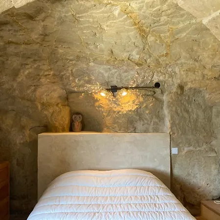 Maison Troglodyte La Hulotte - Charme Et Tranquillite * Deneze-sous-Doue