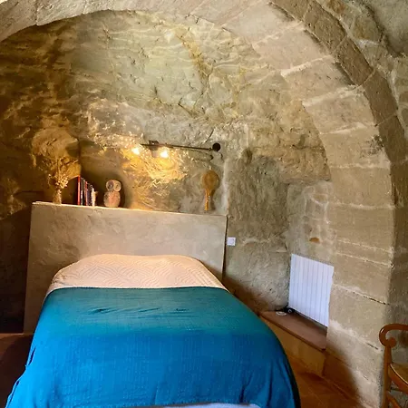 Maison Troglodyte La Hulotte - Charme Et Tranquillite *