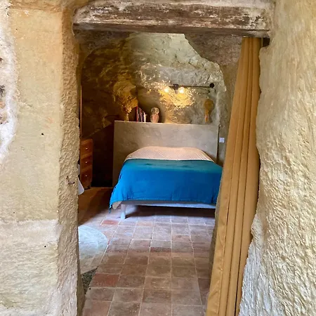 Maison Troglodyte La Hulotte - Charme Et Tranquillite